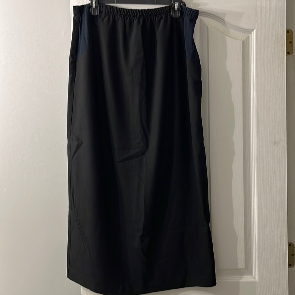 Motherhood Maternity black skirt